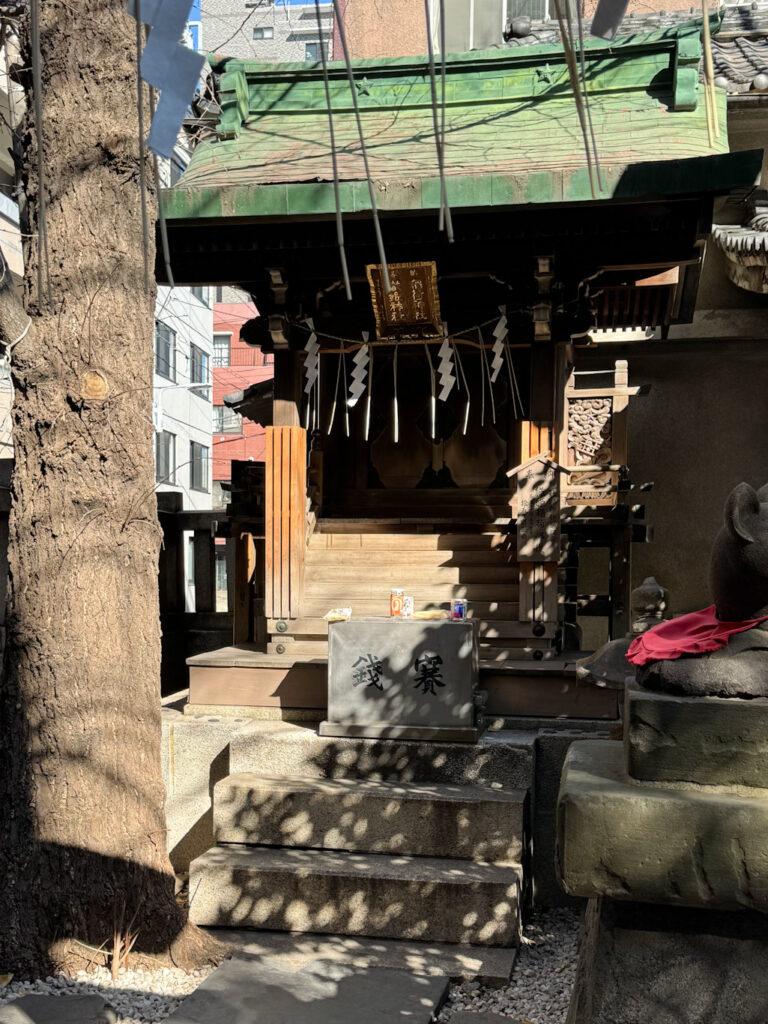 小野照崎神社のお稲荷さん