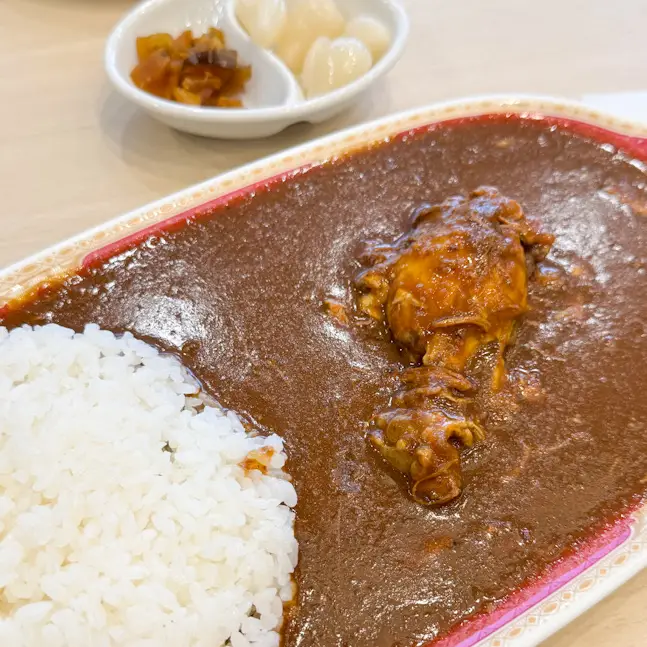 パーラー扉の800円のカレー