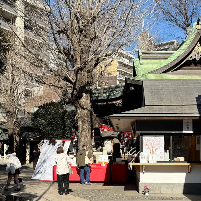 小野照崎神社の境内