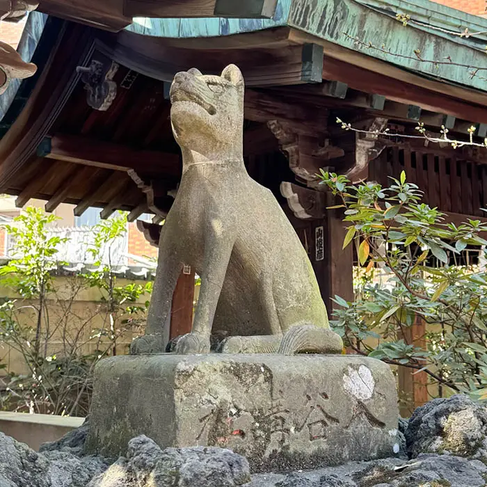 小野照崎神社の狛狼