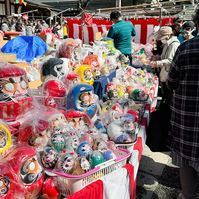 深大寺だるま市境内のだるま屋台