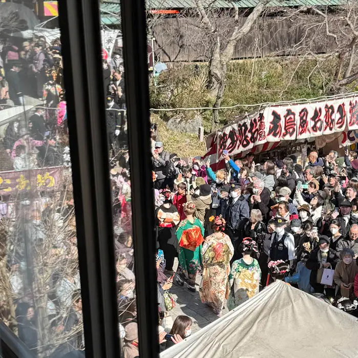 深大寺のだるま市お練り
